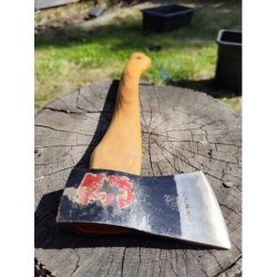 Mała siekierka szwedzka siekiera toporek Hults Bruk Agdor 0,6kg czarna