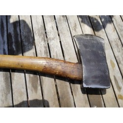 Stara świetnie zachowana duża siekiera szwedzka do lasu URAFORS 2kg trzonek 76cm