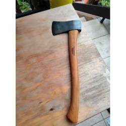 Średnia siekiera Hult Bruks 0,9kg nowy trzonek  Smedbergs 50cm